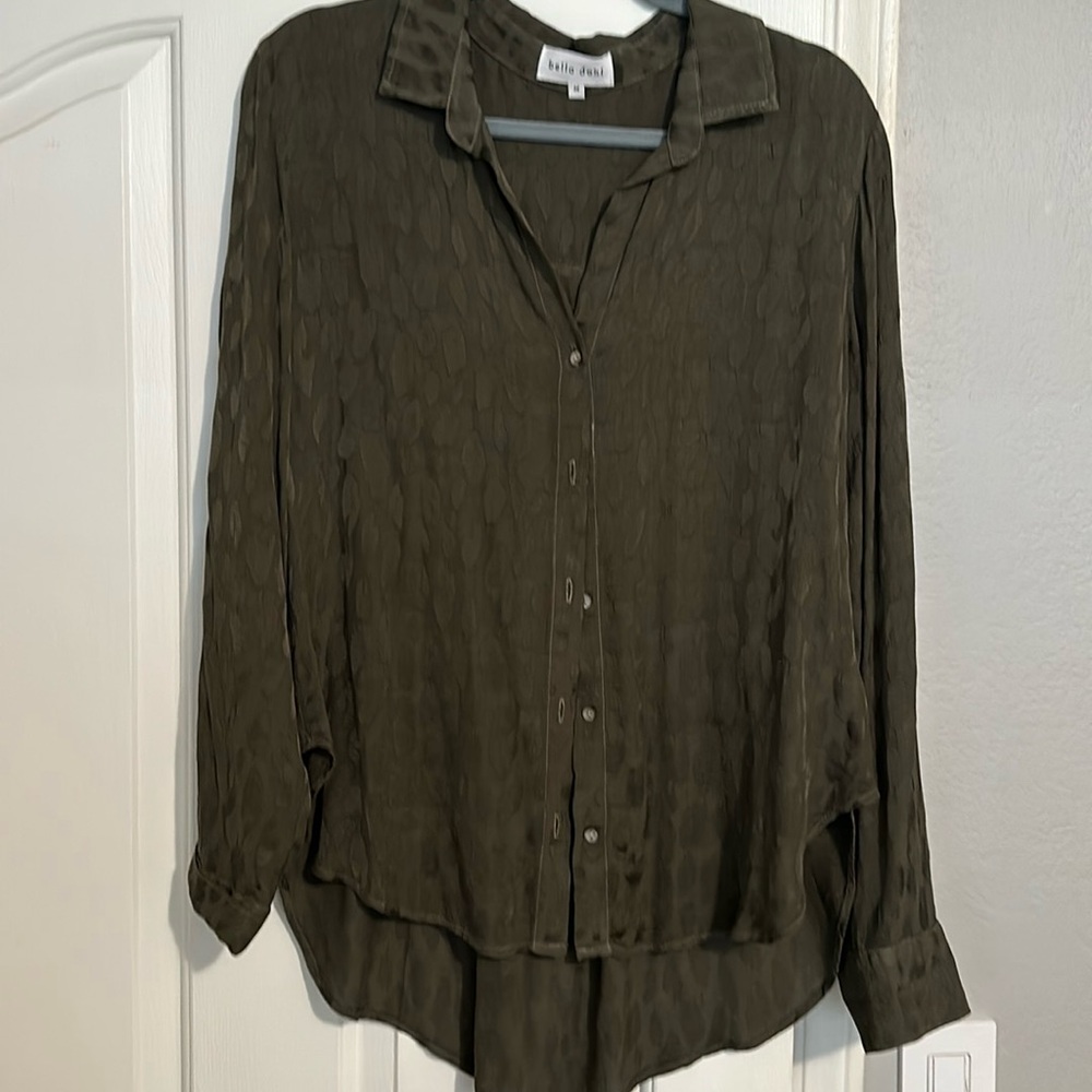 Bella Dahl button down shirt